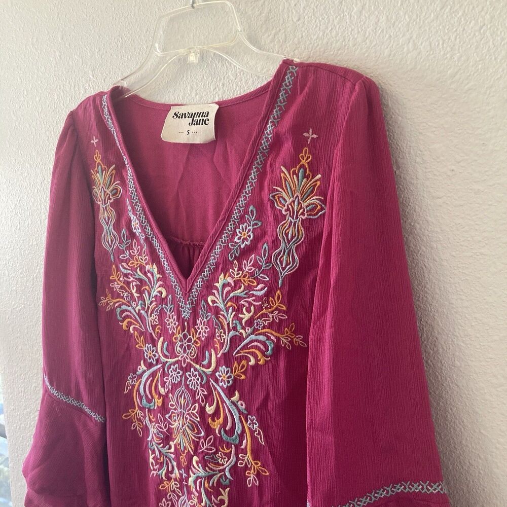Savanna Jane Tunic Top Women's Small Magenta Embroidered Bell Sleeve Boho - Picture 9 of 16